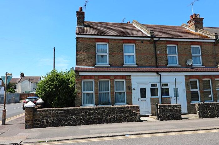 2 Bedroom End Of Terrace House To Rent In West Road, Shoeburyness, Southend-on-Sea, Essex, SS3