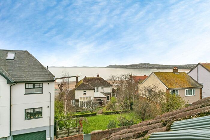 2 Bedroom Flat For Sale In Everard Road, Rhos On Sea, Colwyn Bay, Conwy, LL28