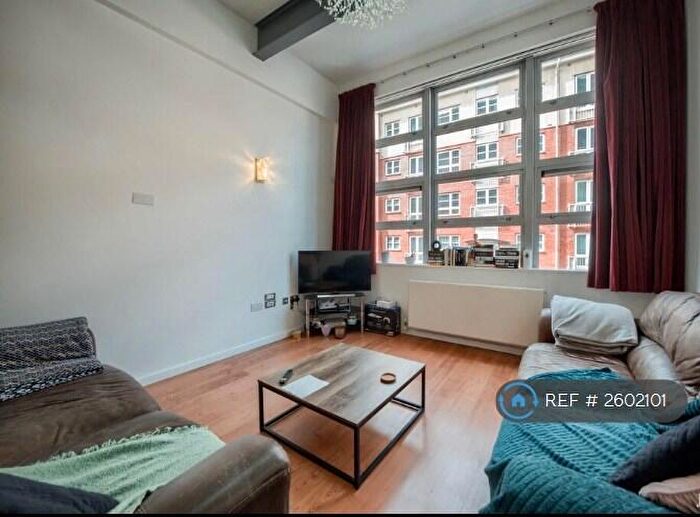 2 Bedroom Flat To Rent In New Hampton Lofts, Birmingham, B18