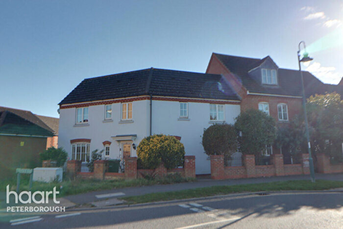 3 Bedroom End Of Terrace House To Rent In Hargate Way, Peterborough, PE7
