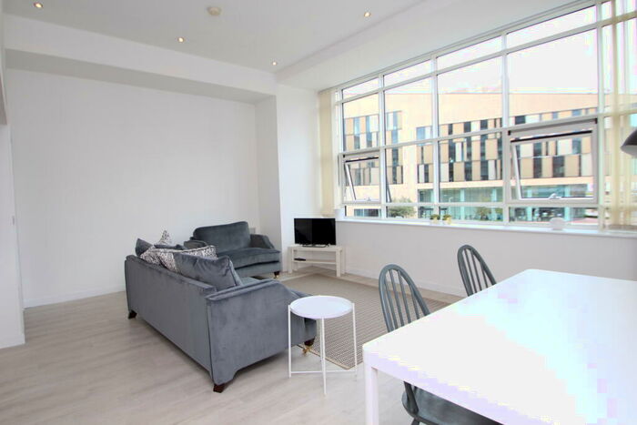 2 Bedroom Flat To Rent In Albion Street, Merchant City, G1