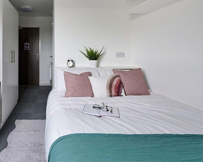 1 Bedroom Flat To Rent In Ebrington Street, Plymouth, PL4