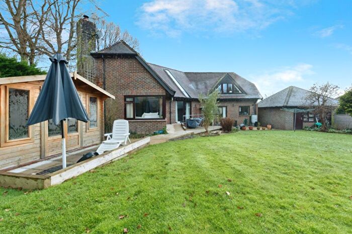 4 Bedroom Detached House For Sale In Alderholt Road, Sandleheath, Fordingbridge, SP6