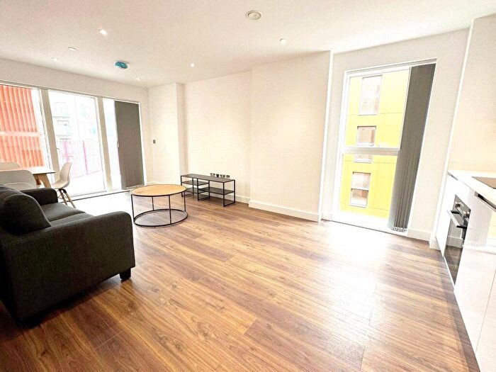 2 Bedroom Apartment For Sale In The Grand Exchange, Market Street, Bracknell, Berkshire, RG12