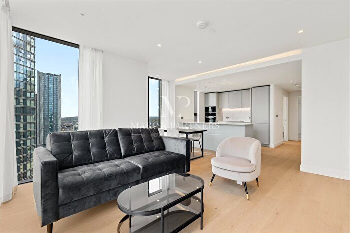 2 Bedroom Apartment To Rent In Harcourt Gardens, Canary Wharf, London, E14