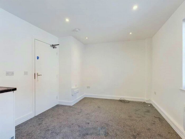 2 Bedroom Apartment To Rent In Market Street, Heanor, Derbyshire, DE75