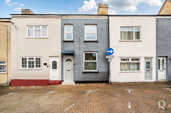 2 Bedroom Terraced House For Sale In Gibson Street, Sittingbourne, Kent, ME10