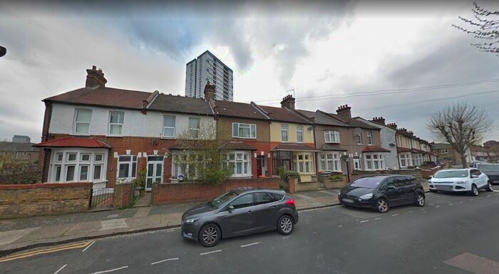 4 Bedroom Terraced House To Rent In Lincoln Road, Plaistow, London, E13