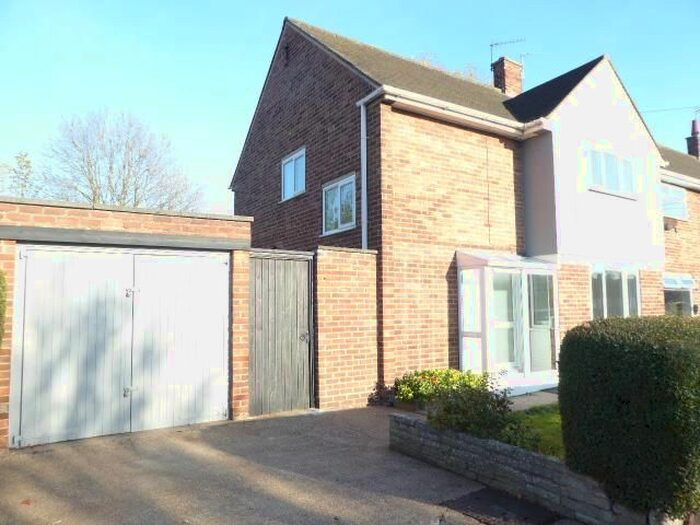 3 Bedroom Detached House To Rent In Hartoft Road, Hull HU5