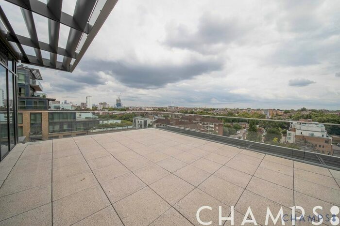 2 Bedroom Flat For Sale In Juniper Drive, London, SW18