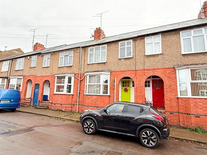 3 Bedroom Terraced House For Sale In Chaucer Street, Northampton, NN2