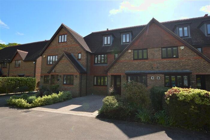 4 Bedroom Detached House To Rent In Great Auclum Place, Burghfield Common, Reading, Berkshire, RG7