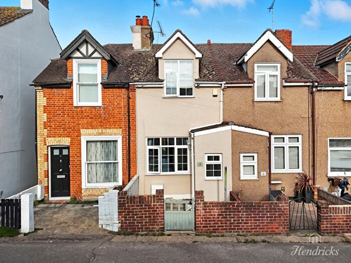 2 Bedroom Terraced House For Sale In Digby Road, Stanford-Le-Hope, SS17