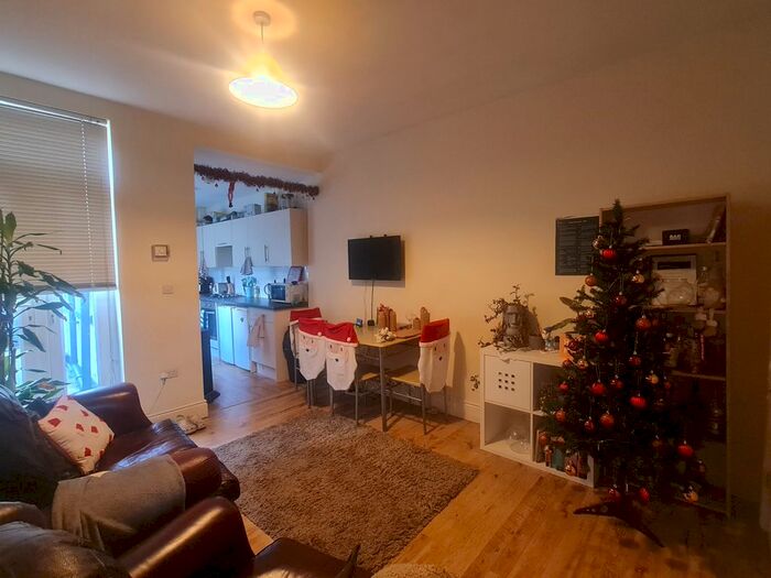 3 Bedroom Terraced House To Rent In Carholme Road, Lincoln, LN1