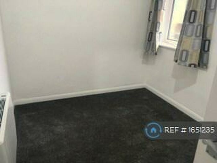 1 Bedroom Flat To Rent In Romford Road, London, E7