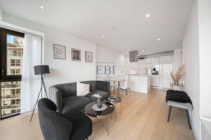 1 Bedroom Flat For Sale In Horizons Tower, Yabsley Street, Canary Wharf, E14