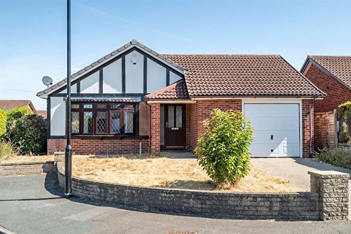 3 Bedroom Detached Bungalow For Sale In Woodleigh Close, Strensall, York, YO32