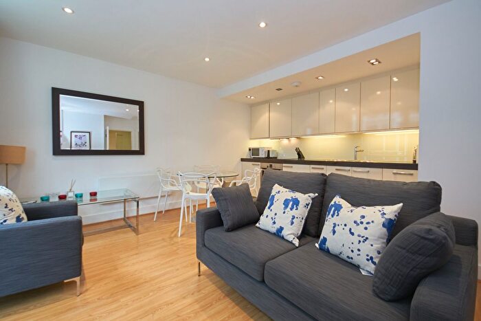 1 Bedroom Flat To Rent In Times Square, London, E1