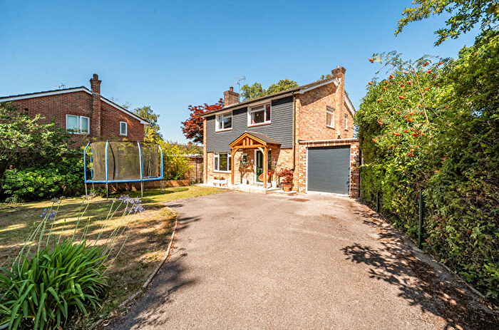 4 Bedroom Detached House For Sale In Heathfield Close, Chandler's Ford, Eastleigh, Hampshire, SO53