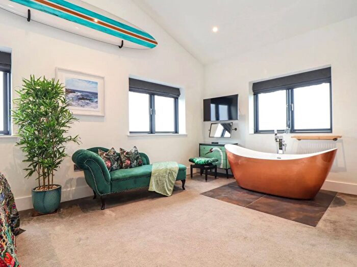 2 Bedroom End Of Terrace House For Sale In Sennen Cove View, Sennen, TR19