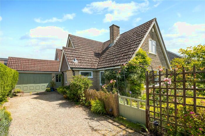 5 Bedroom Detached House For Sale In Tormarton Road, Marshfield, SN14
