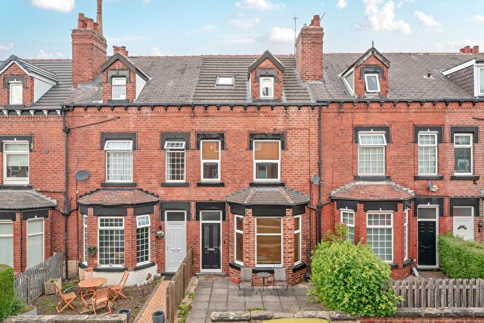 4 Bedroom Terraced House To Rent In Norman Terrace, Roundhay, Leeds, LS8
