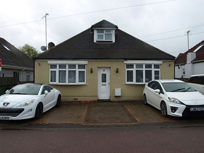 5 Bedroom Detached House For Sale In Luton, LU4