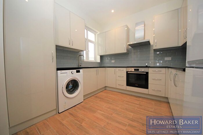 3 Bedroom Flat To Rent In Parade Terrace, West Hendon Broadway, London, NW9