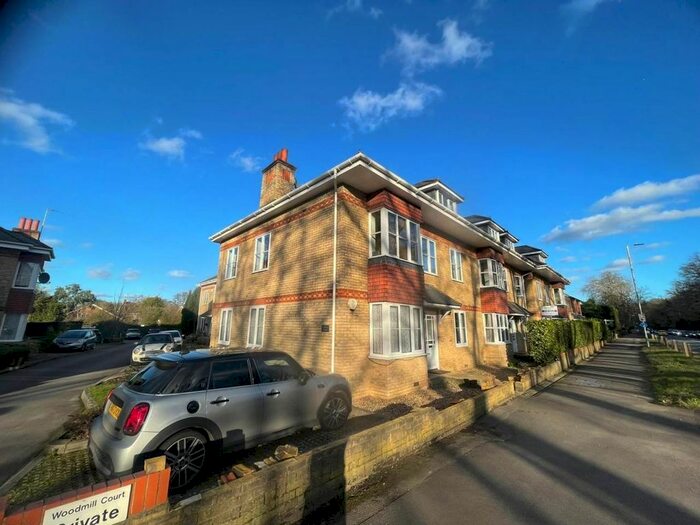 2 Bedroom Flat To Rent In Woodmill Court, London Road, Ascot, SL5
