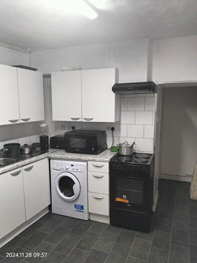3 Bedroom Terraced House To Rent In Norfolk Street, Swansea, SA1