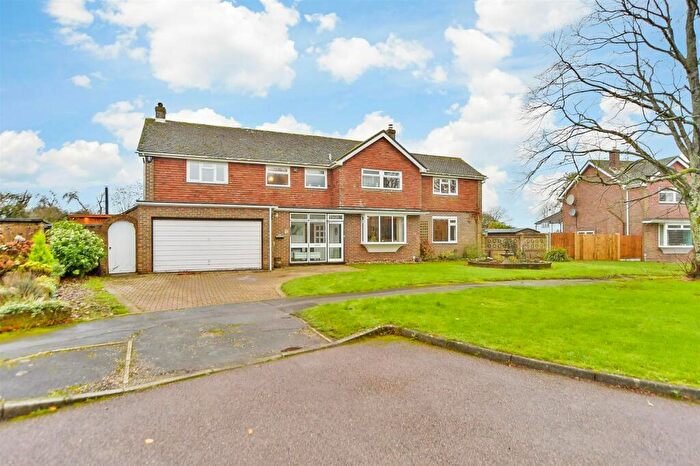 5 Bedroom Detached House For Sale In Draysfield, Wormshill, Sittingbourne, Kent, ME9