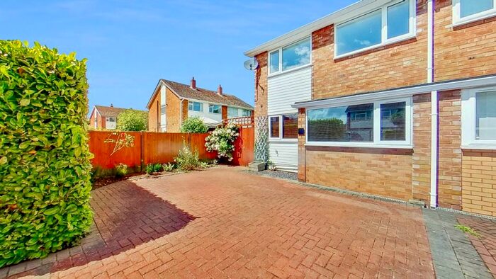 3 Bedroom Semi-Detached House To Rent In Raven Road, Yoxall, Burton-On-Trent, Staffordshire, DE13