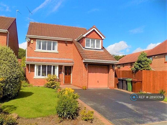 4 Bedroom Detached House To Rent In Wike Ridge View, Leeds, LS17