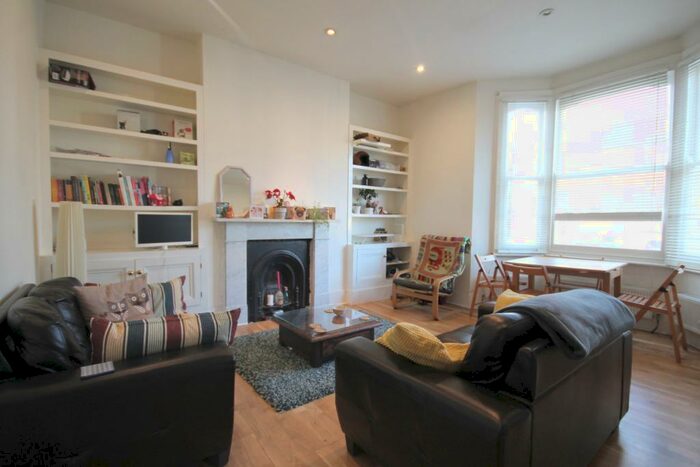 2 Bedroom Flat To Rent In Freegrove Road, Islington, N7