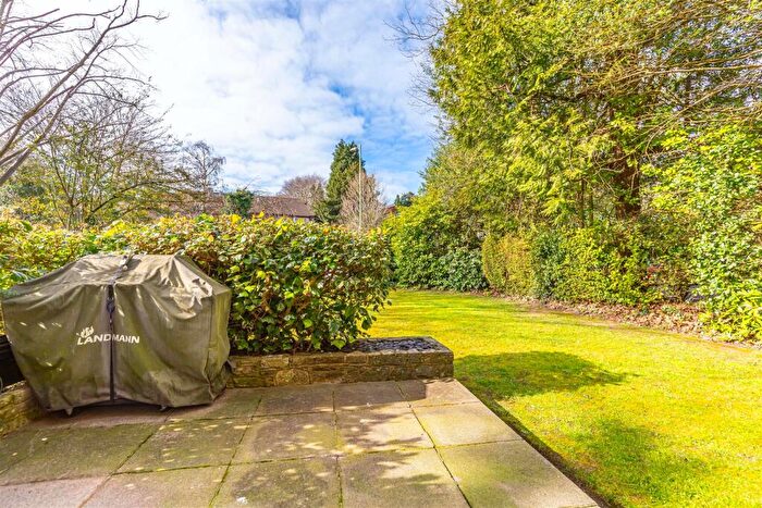 2 Bedroom Flat For Sale In Wellington Road, Bournemouth, BH8