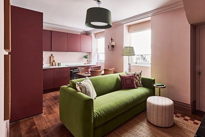 1 Bedroom Flat To Rent In Upper Berkeley Street, London, W1H