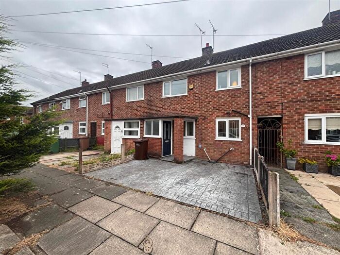3 Bedroom Terraced House To Rent In Gainsborough Road, Upton, CH49