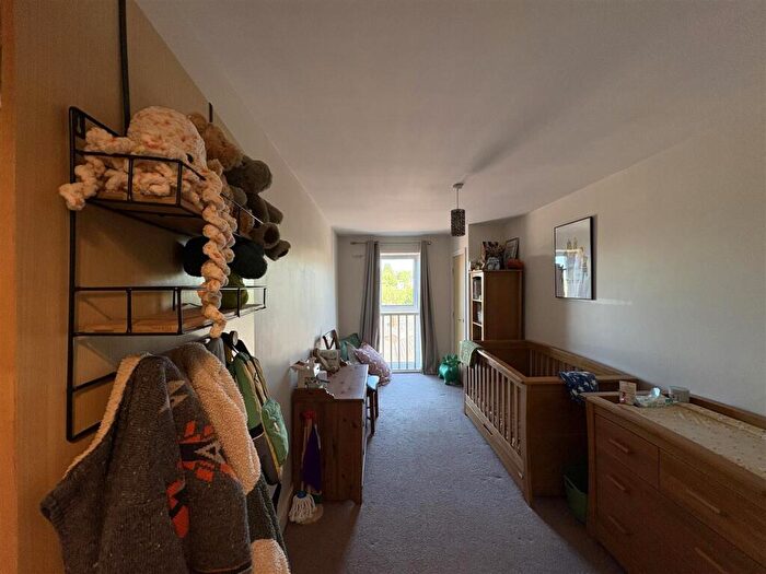 2 Bedroom Apartment To Rent In Gladstone Mill, Warrington Street, Stalybridge, SK15