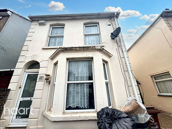 2 Bedroom Detached House For Sale In Nelson Road, Gillingham, ME7