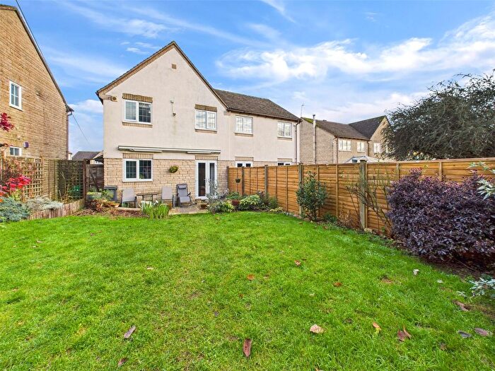 3 Bedroom Semi Detached House For Sale In Stonecote Ridge, Bussage, Stroud, Gloucestershire, GL6