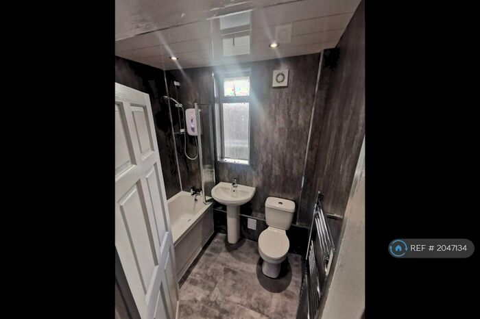 2 Bedroom Flat To Rent In Ballantrae Road, Dundee, DD4