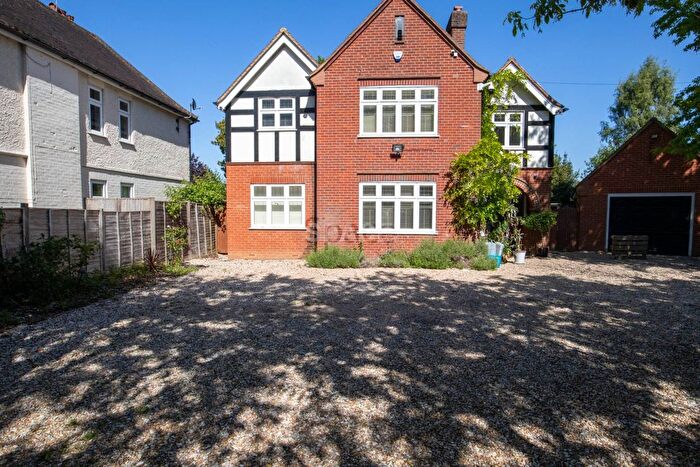 5 Bedroom Detached House To Rent In Shinfield Rd, Shinfield, RG2