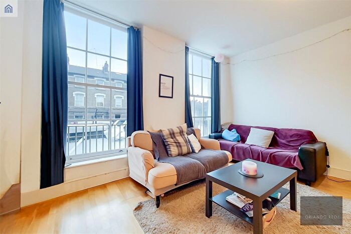 3 Bedroom Flat To Rent In Pensbury Place, Clapham, SW8