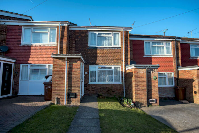 2 Bedroom Terraced House To Rent In Saint Albans Road, Rochester, ME2