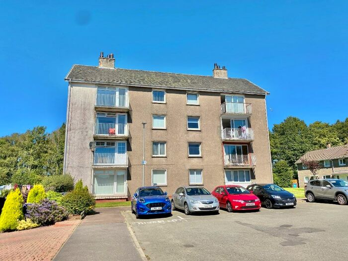 2 Bedroom Flat To Rent In Semphill Gardens, Calderwood, East Kilbride, G74