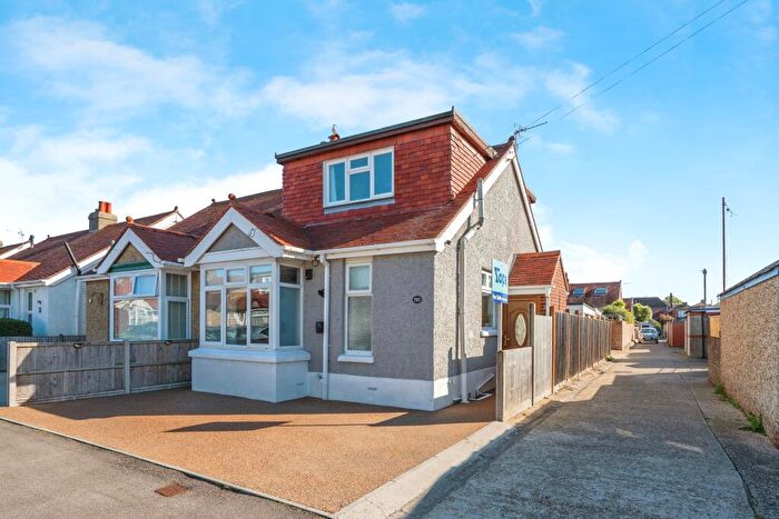 2 Bedroom Semi-Detached Bungalow For Sale In Arundel Road, Gosport, PO12