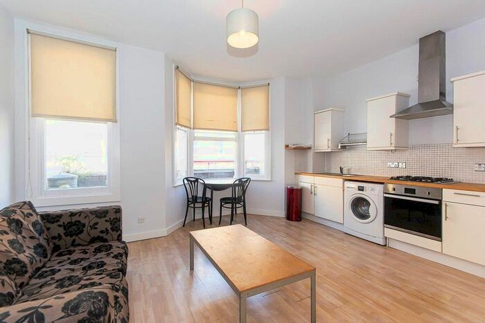 1 Bedroom Flat To Rent In Atlantic Road, London, SW9