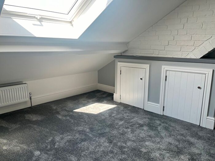 2 Bedroom Maisonette To Rent In London Road South, Lowestoft, NR33