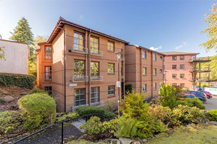 3 Bedroom Apartment For Sale In Craufurdland, Edinburgh, EH4