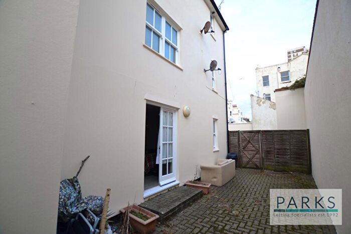 Apartment To Rent In Russell Mews, Russell Square, Brighton, East Sussex, BN1